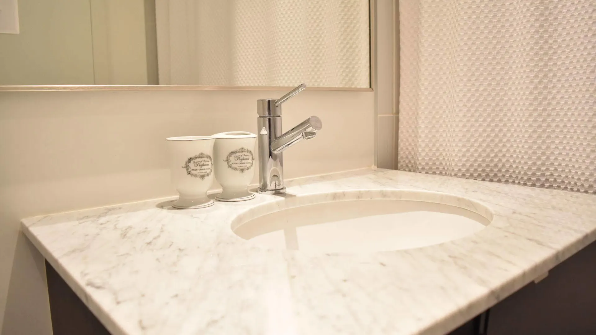Hotel Skyline Properties Toronto