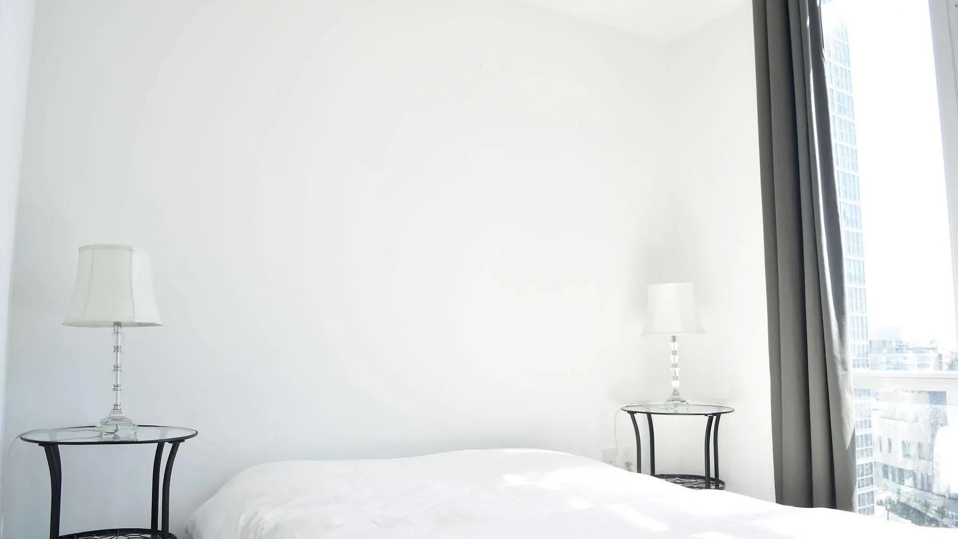 *** Hotel Skyline Properties Toronto Canada